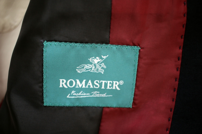 Чоловічий одяг Класичні костюми CLASSIC М т.синій 80% WOOL, 20% VISCOSE 658 ROMASTER